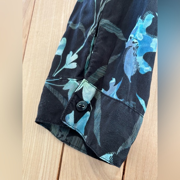 Johnny Was Biya Zabi Blouse Floral Print Silk Button Down Small - Picture 6 of 8